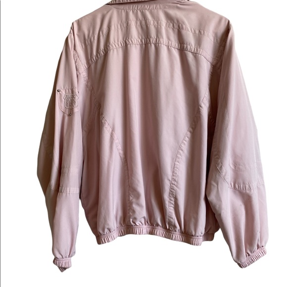 Adorable pink bomber type jacket 💋💋 - Picture 2 of 2